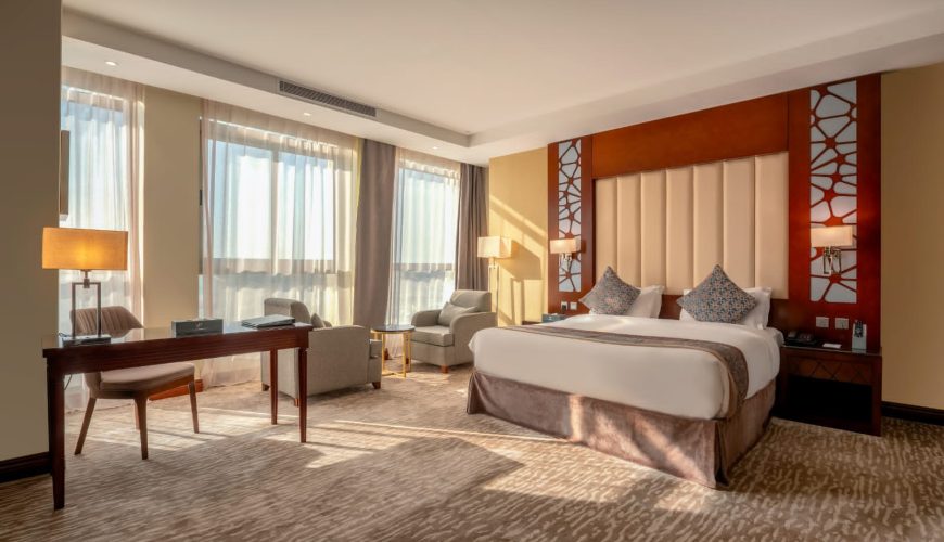 PANORAMA ROOM